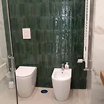 Oda ve Kahvaltı With A View