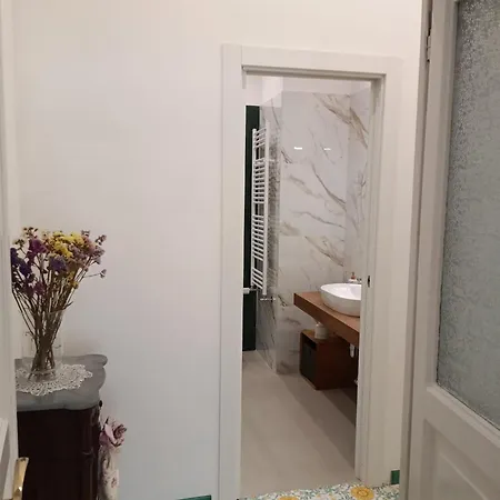 With A View 4* סלרנו